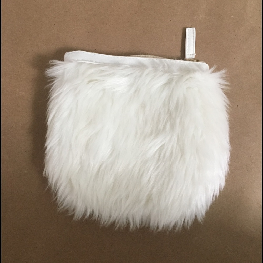 Urban Outfitters• White Fuzzy Coin Purse - Picture 2 of 2
